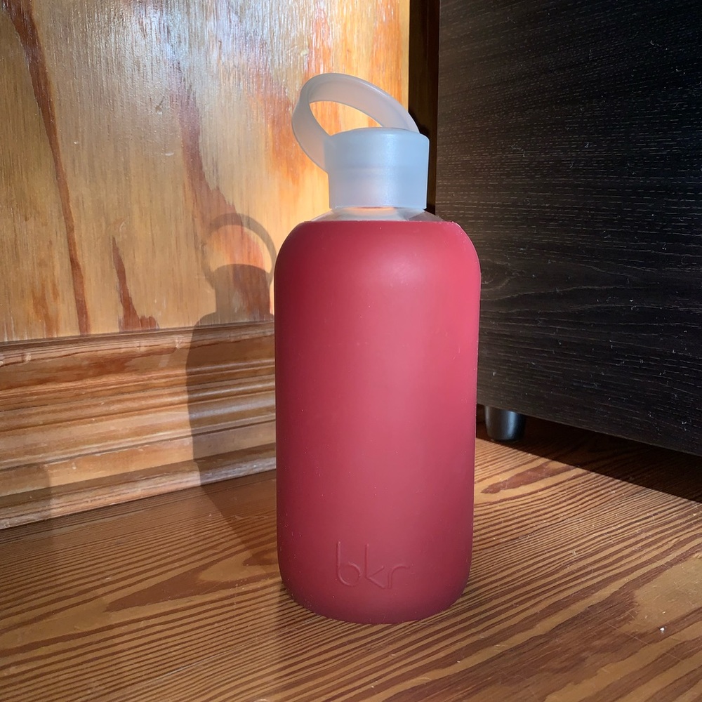 [bkr] red glass water bottle